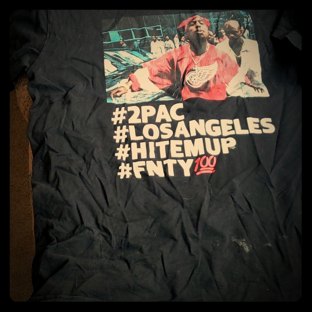 Tupac t shirt